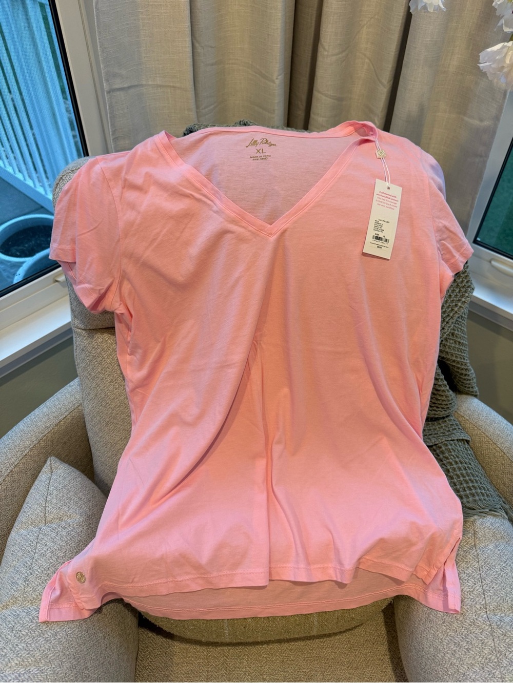 Lilly Pulitzer Pink V-Neck Short Sleeve Tee